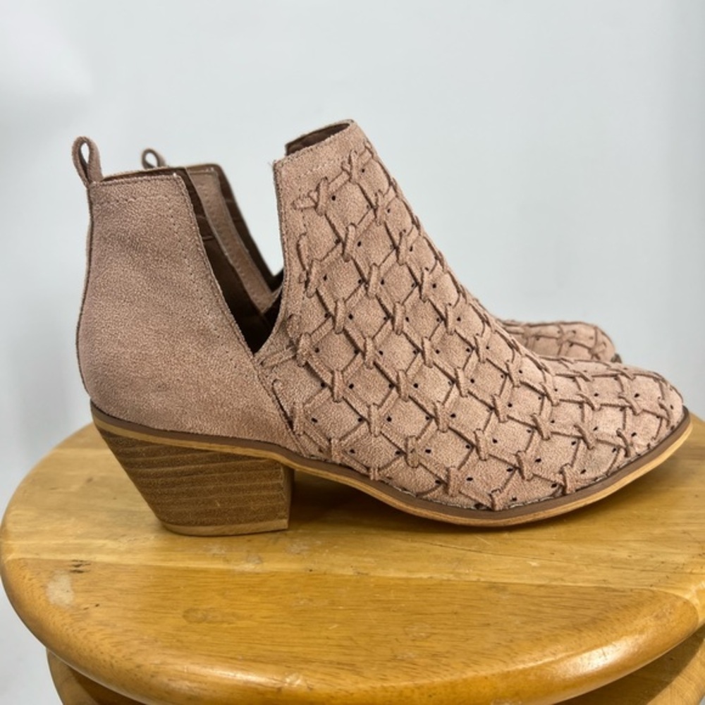 Mi’im buckle Lavin Ankle Boot Faux suede slip-on bootie in peachy pink 7…